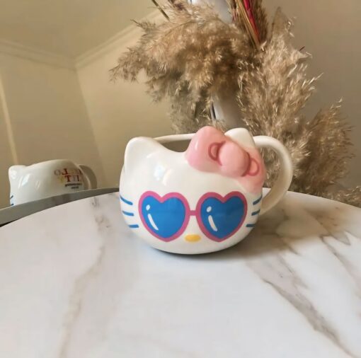 Mug Hello Kitty con Gafas