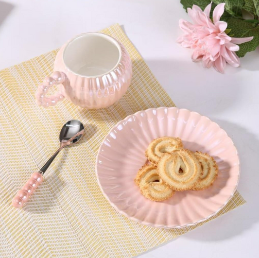 Mug de ceramica con plato y cuchara