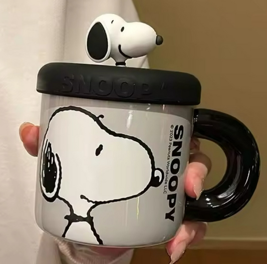 Mug de Snoopy con tapa